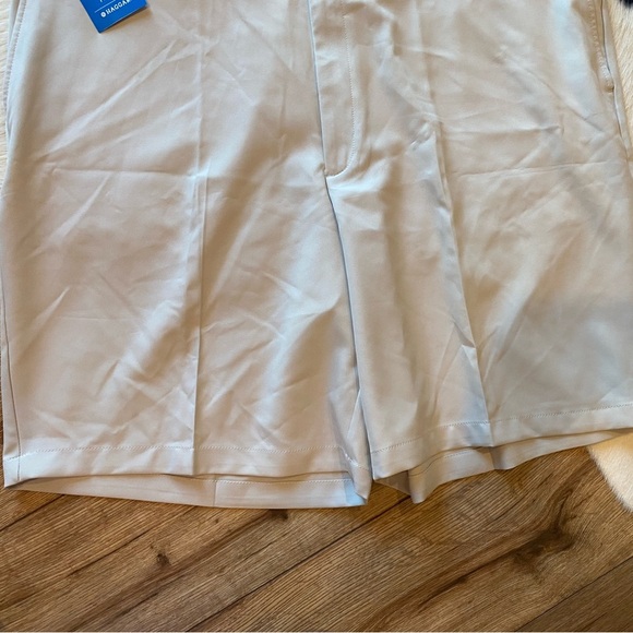 Haggar Cool 18® Pro performance khaki Shorts - Picture 4 of 12